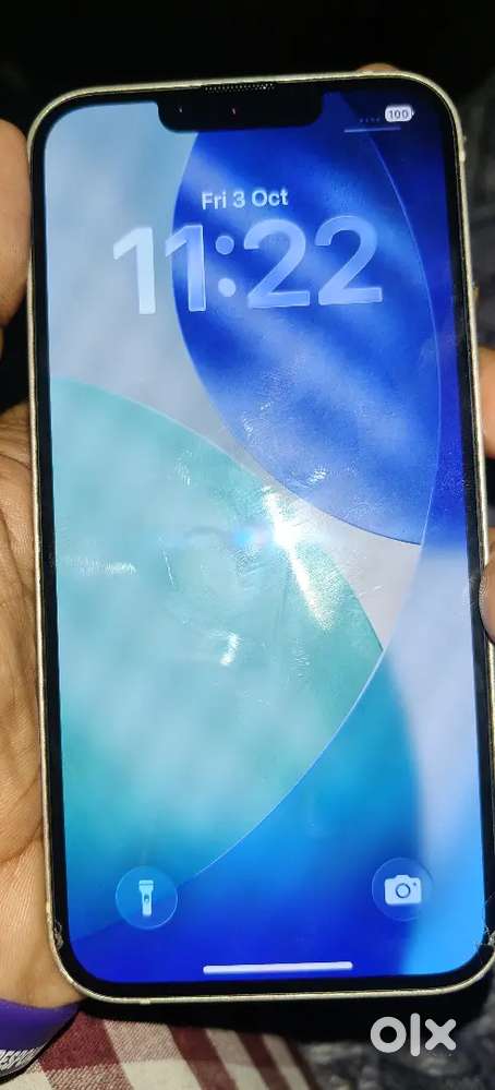 iPhone 13 8/128 battery health 87 10 Mahina 10 din Chala hua Hai