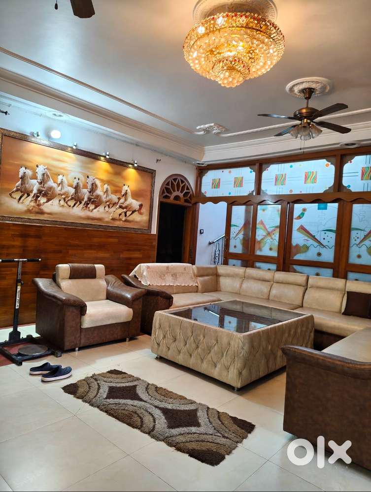 Singh Property Dealer 3 BHK Furnished Flat For Rent In House DLW VNS