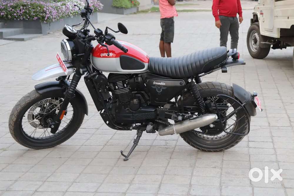 Yezdi scrambler in mint condition