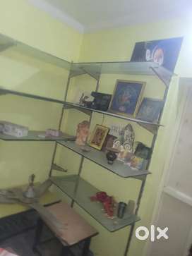 Glass fitting for shop