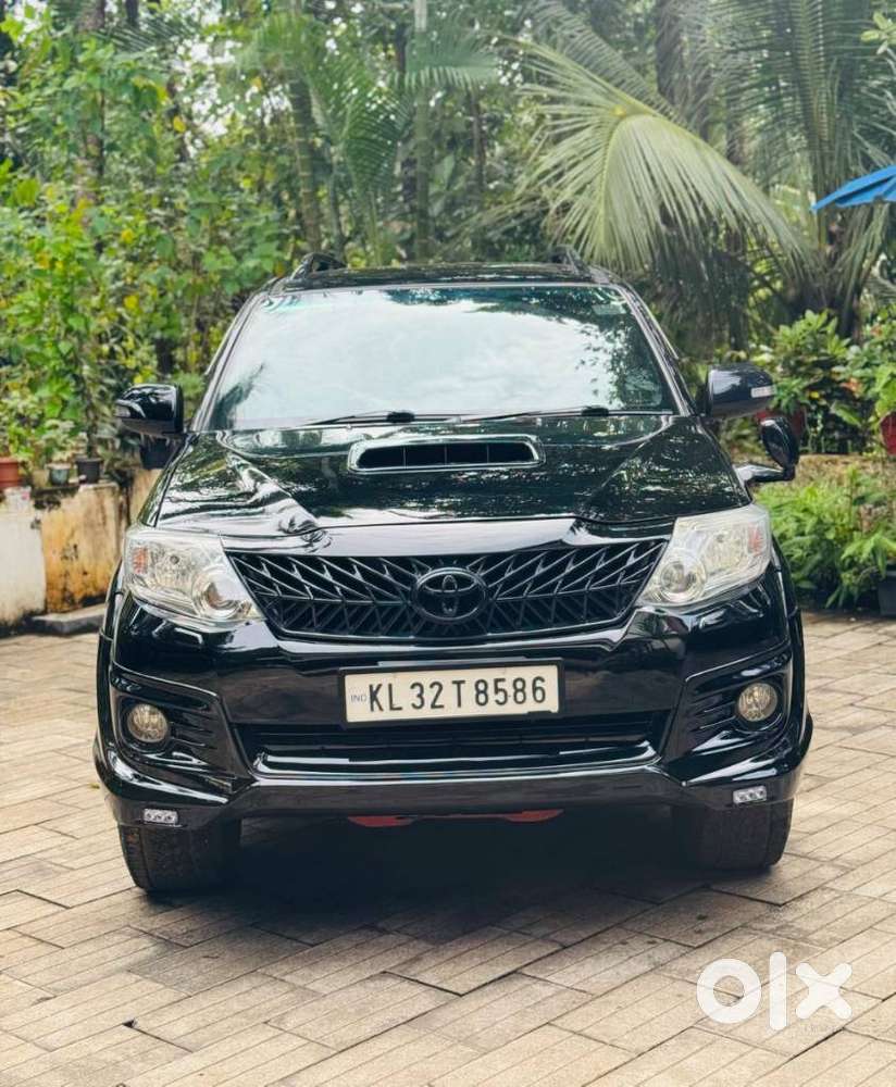 Toyota Fortuner 4X4 MT 2.8 Diesel, 2011, Diesel