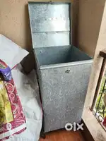Heavy Duty 200 kg Metal Grain Storage Box + Metal Stand