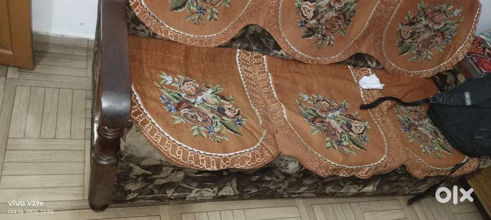 Sofa 5 setter for sell