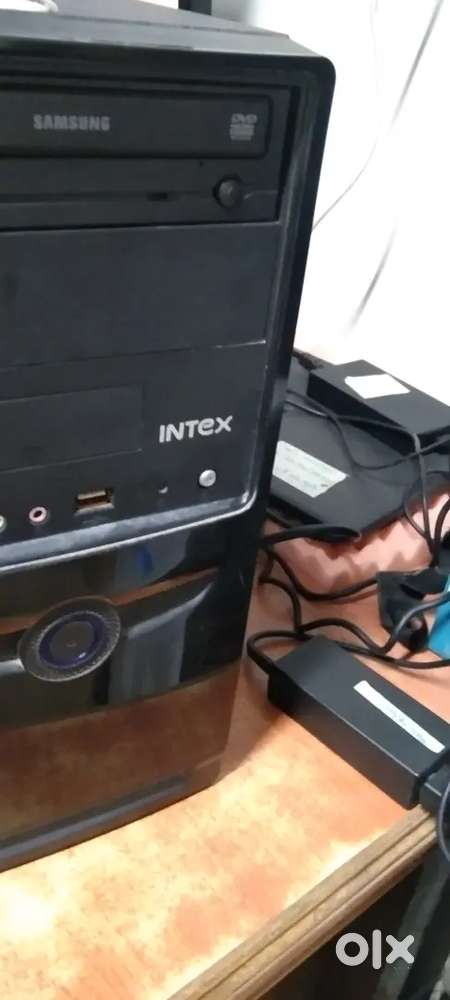 INTEX CPU WITH KEYBOARD