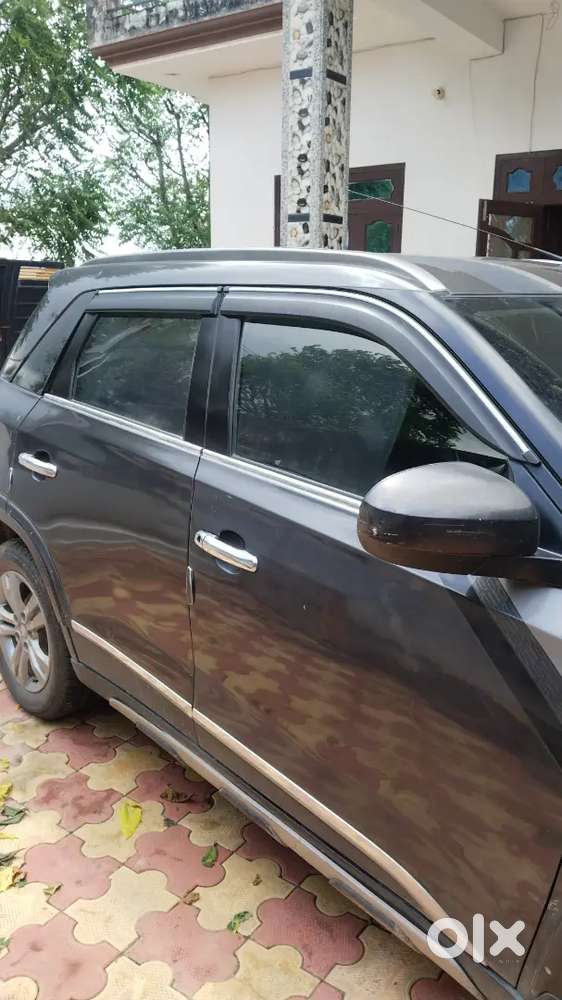 Maruti Suzuki Brezza 2016 Diesel 100000 Km Driven