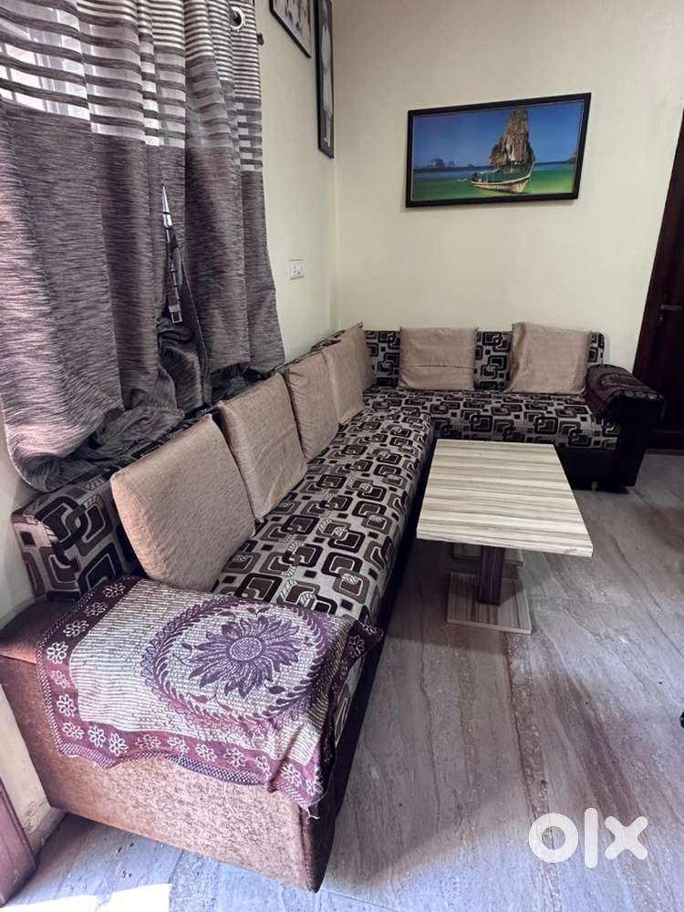 L size 8 seater sofa