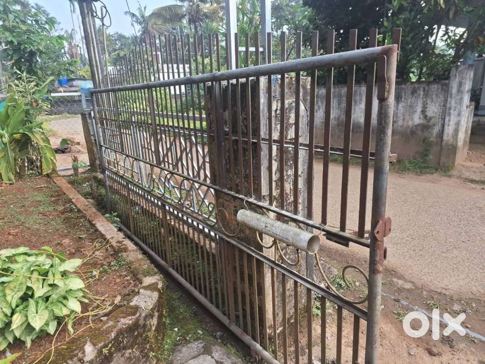 House Main Gate (Front)