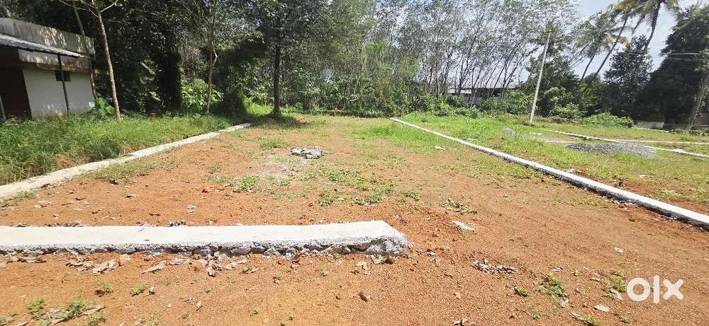 6CENT KAKKANAD/PALLIKKARA/KIZHAKKAMBALAM