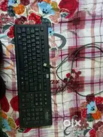 Very good condition hp original keyboard and dell  original monitor