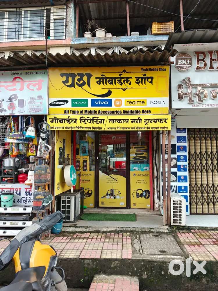 Shop at prime location