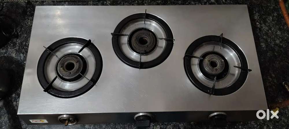 Pigeon 3 Burner Gas Stove - Moving out sale
