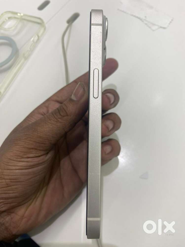 Iphone 14 128 GB starlight exlant condition battery helth 90%