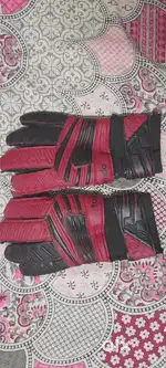 GK gloves for FB players