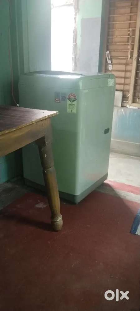 LG WASHING MACHINE TOP LOAD