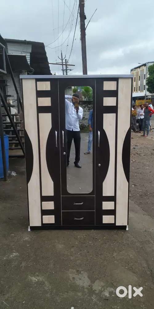 (SHANDAR FURNITURE)  NEW  DISIGNER  ALMIRAH