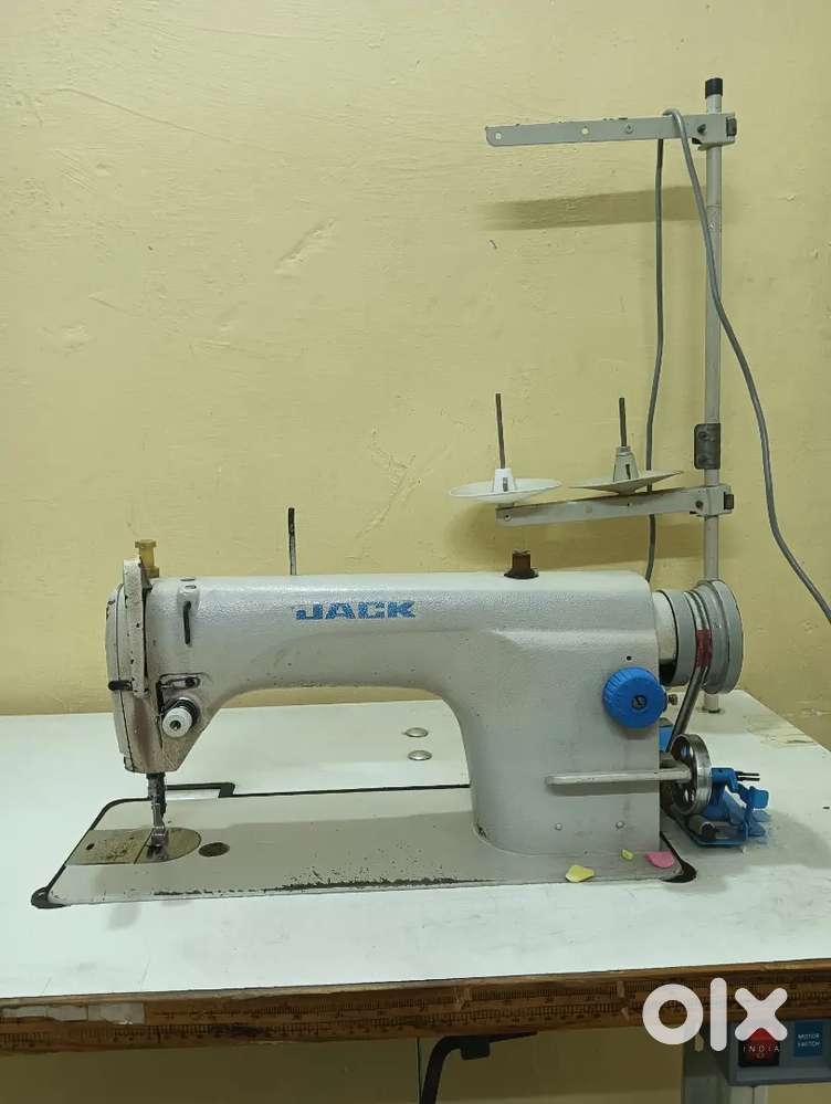 Jack single needle sewing machine