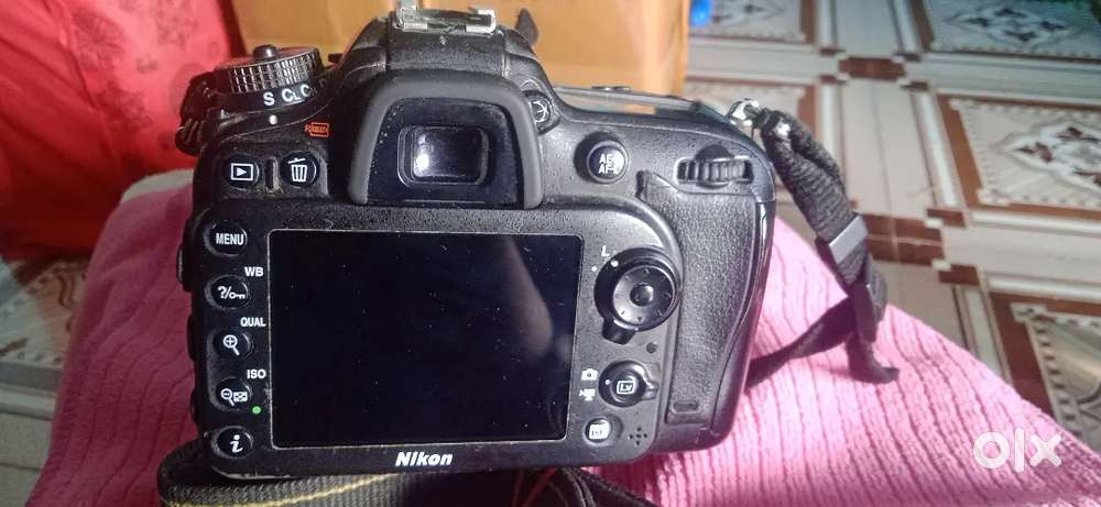 Nikon 7200