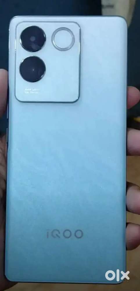 Iqoo z7pro 5g 8+8/256