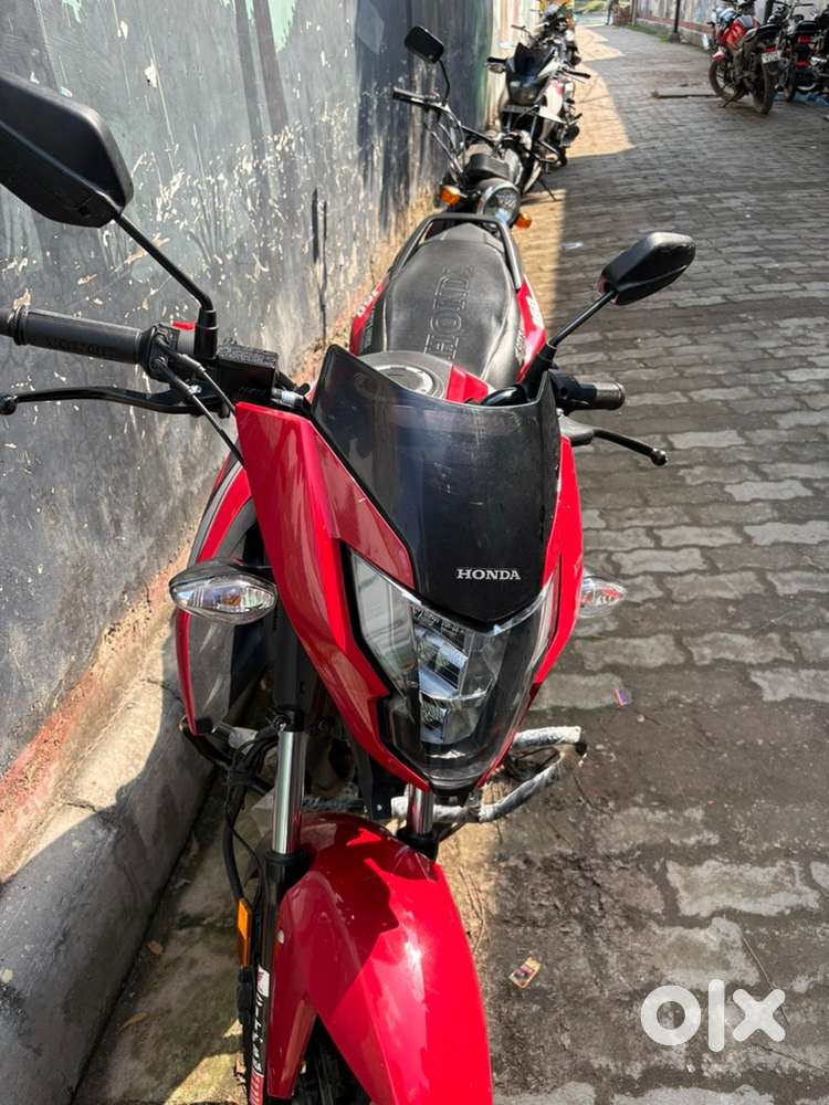Honda sp 160 3month old ha