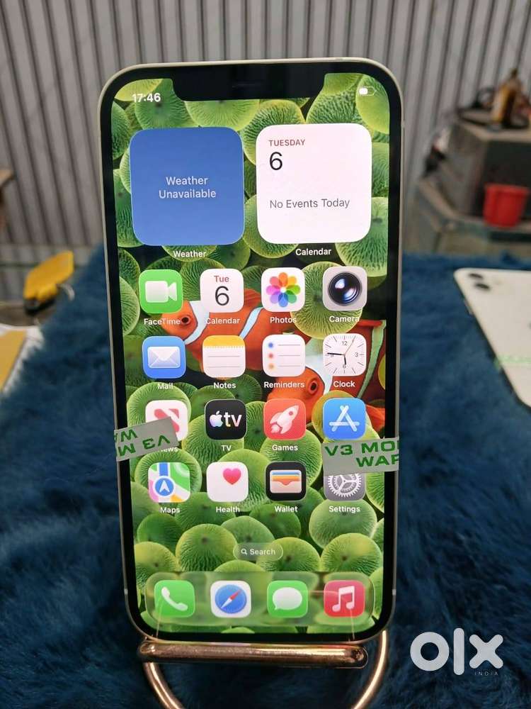 iPhone 12  – Excellent Condition – Best Price