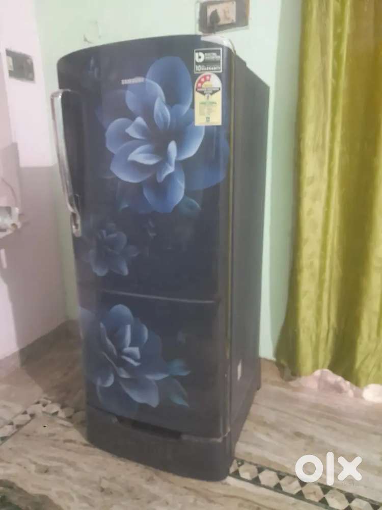 Good condition refrigerator