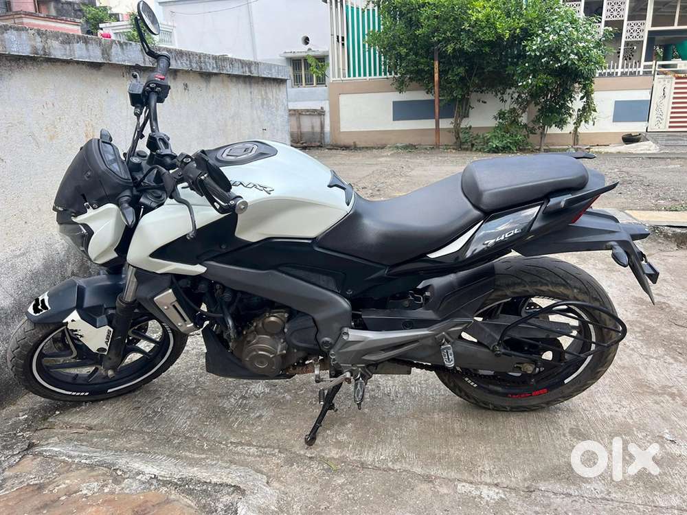 Bajaj Dominar 400