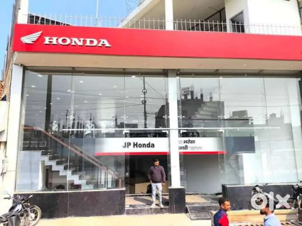 HIRING FOR HYUNDAI SHOWROOM MALE/FEMALE BOTH CAN APPLE NOW !!!