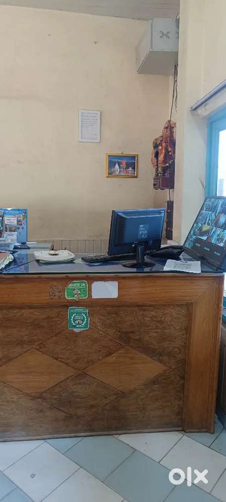 Housekeeping & kitchen helper & steward & tandoor chef