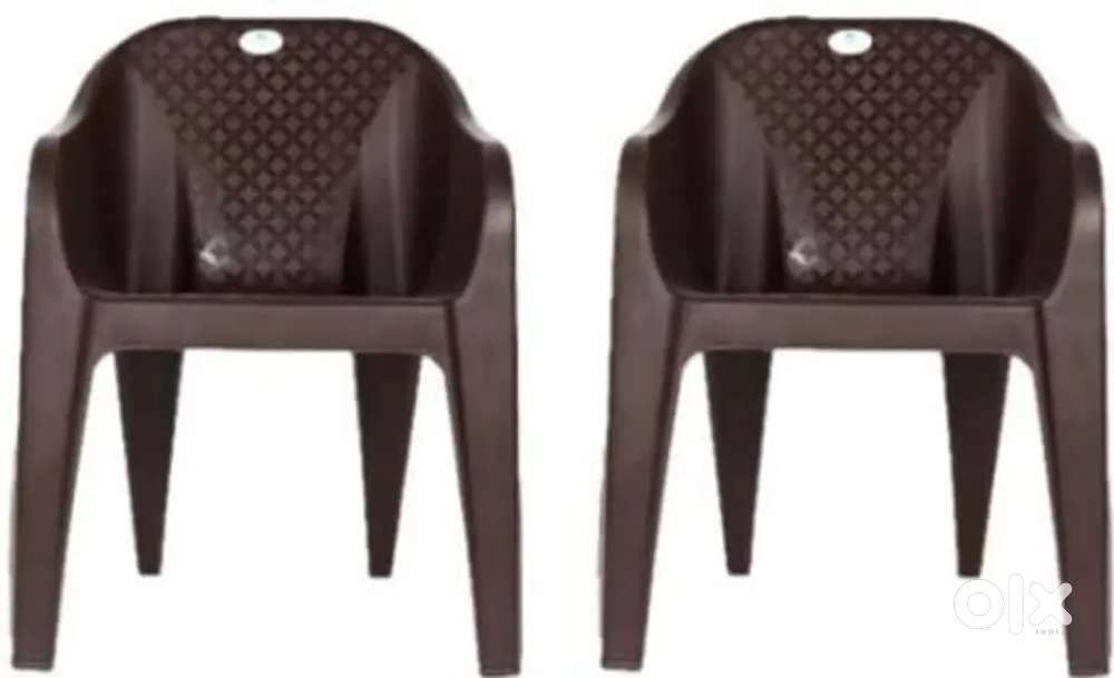Good quality plastic chairs for sale