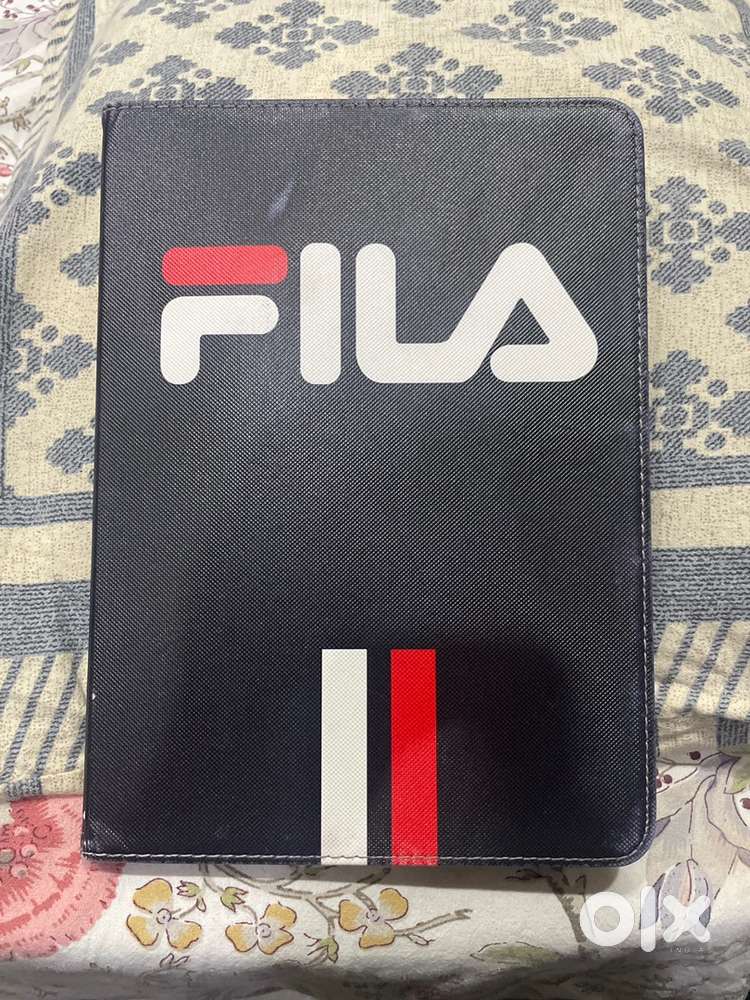 Ipad 11 pro with cover
