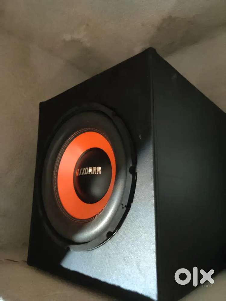 2.1 stereo Sound system with class D technology with 2 year warranty