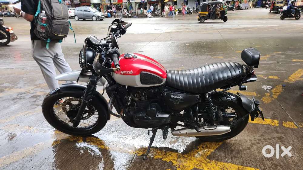 Yezdi scrambler