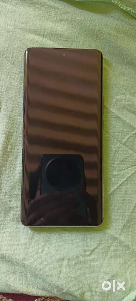 Realme 11 pro 5g,8,256 all documents available