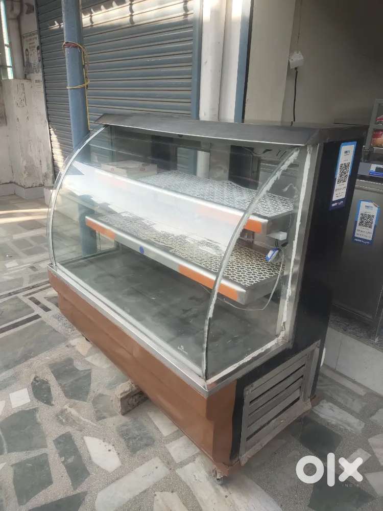 Good condition freej sweet counter 4_2 ka size
