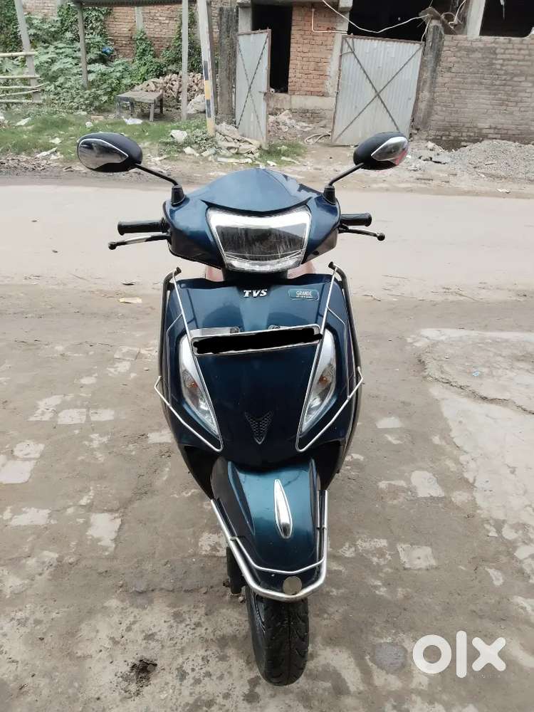 TVS Jupiter Grande