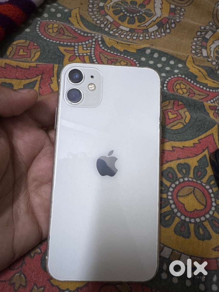 Iphone 11 128 gb white colour