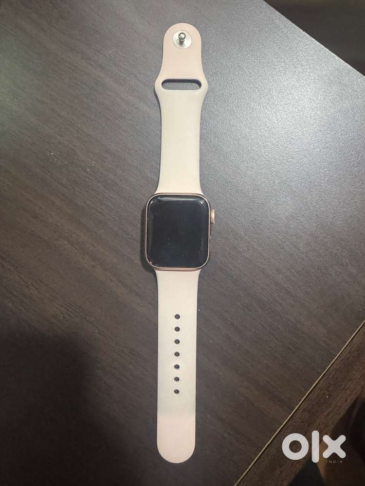 Apple Watch SE (1st Gen) Rose Gold