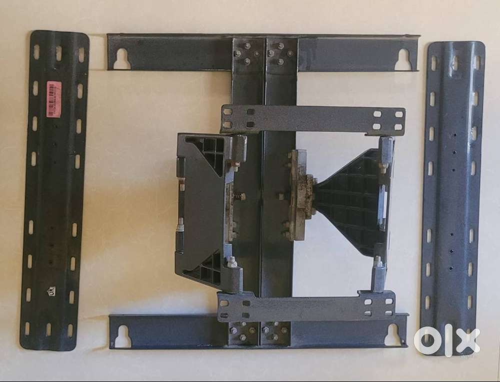 Used Heavy-Duty TV Wall Mount Bracket (Good Condition)