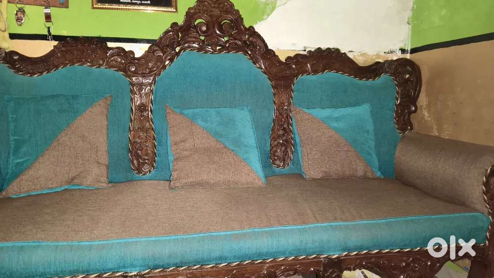 Shesham wood sofa home made 2 year old  very good condition