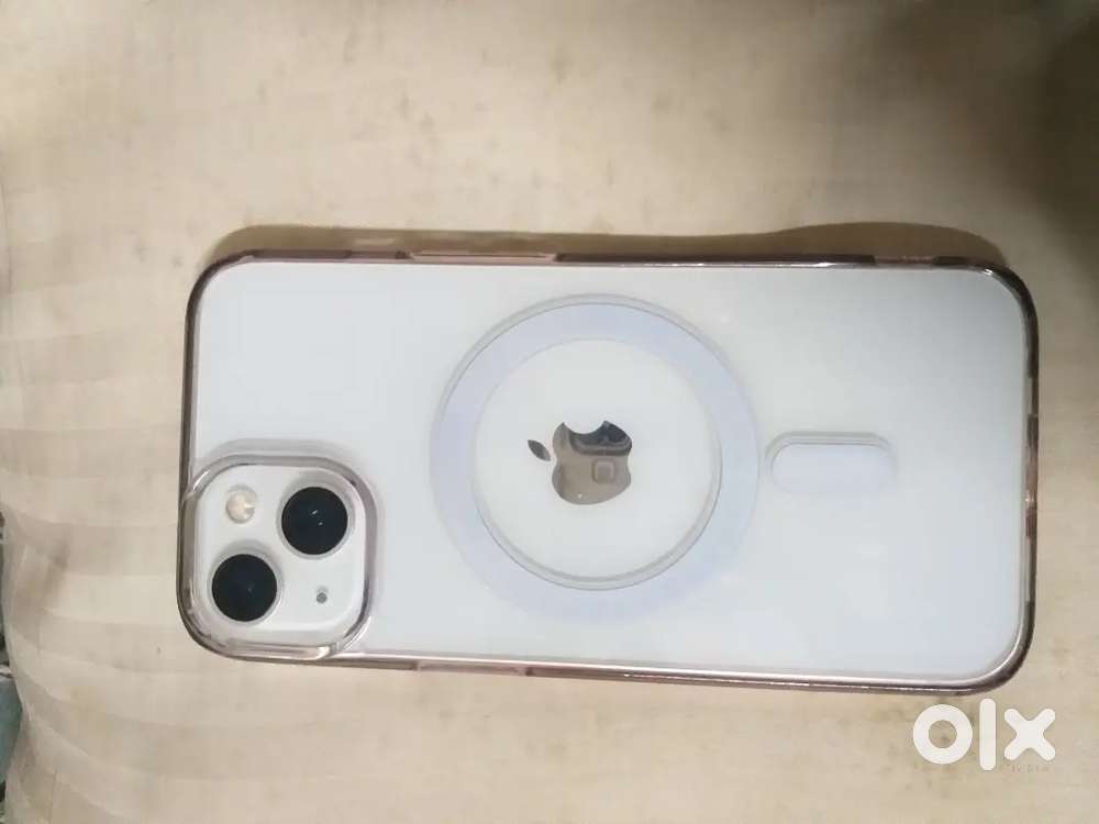 iPhone 13 bechna hai