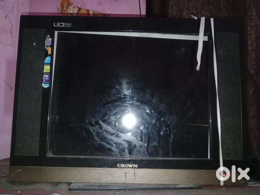 Lcd crown cameny ki hai