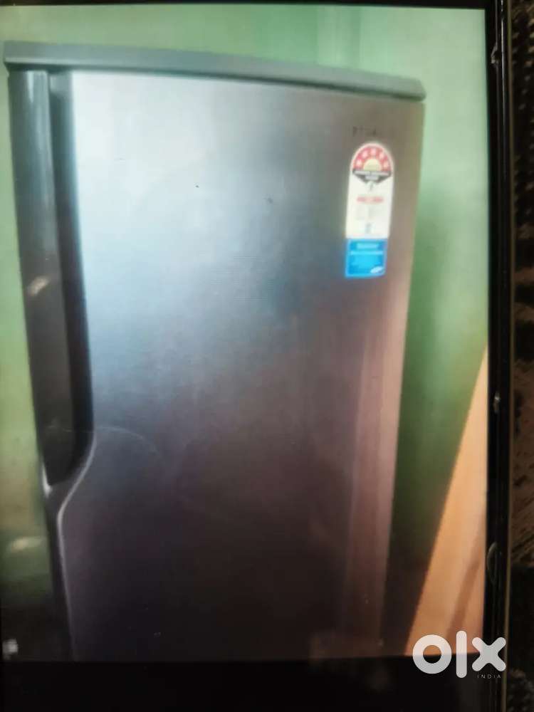 FRIDGE & WASHING MACHINE