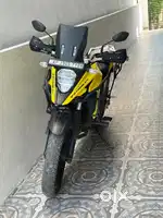Full showroom track