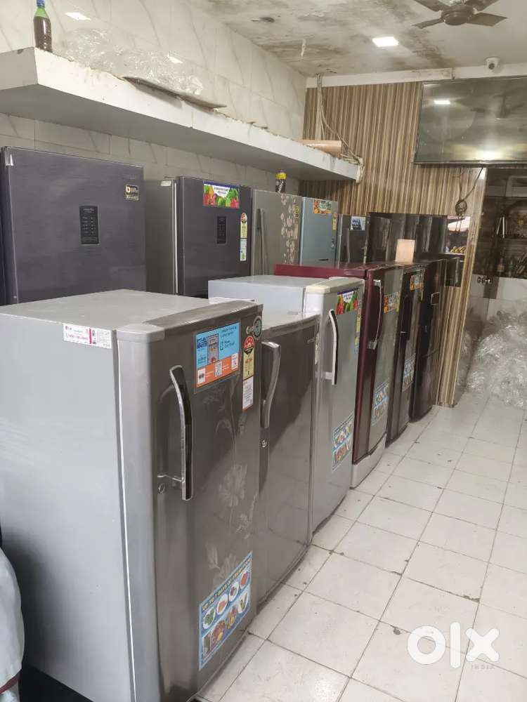 [ GOOD LOOKING REFRIGERATOR ] { 5 } YEAR'S [ WARRANTY ] DELIVERY FREE