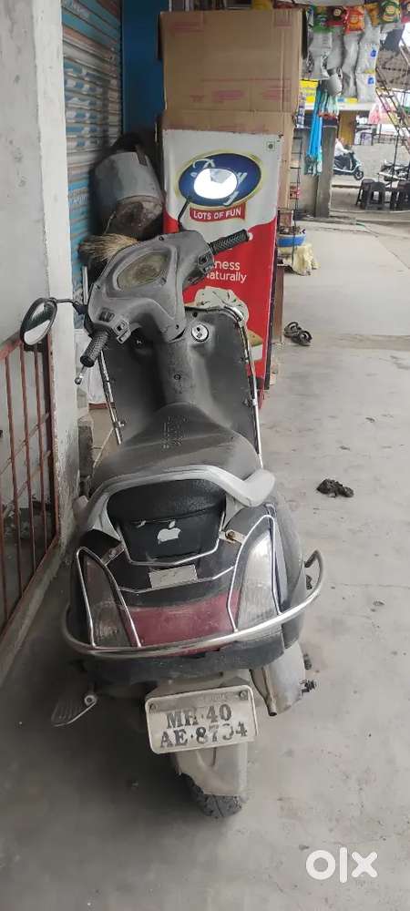 activa scooty