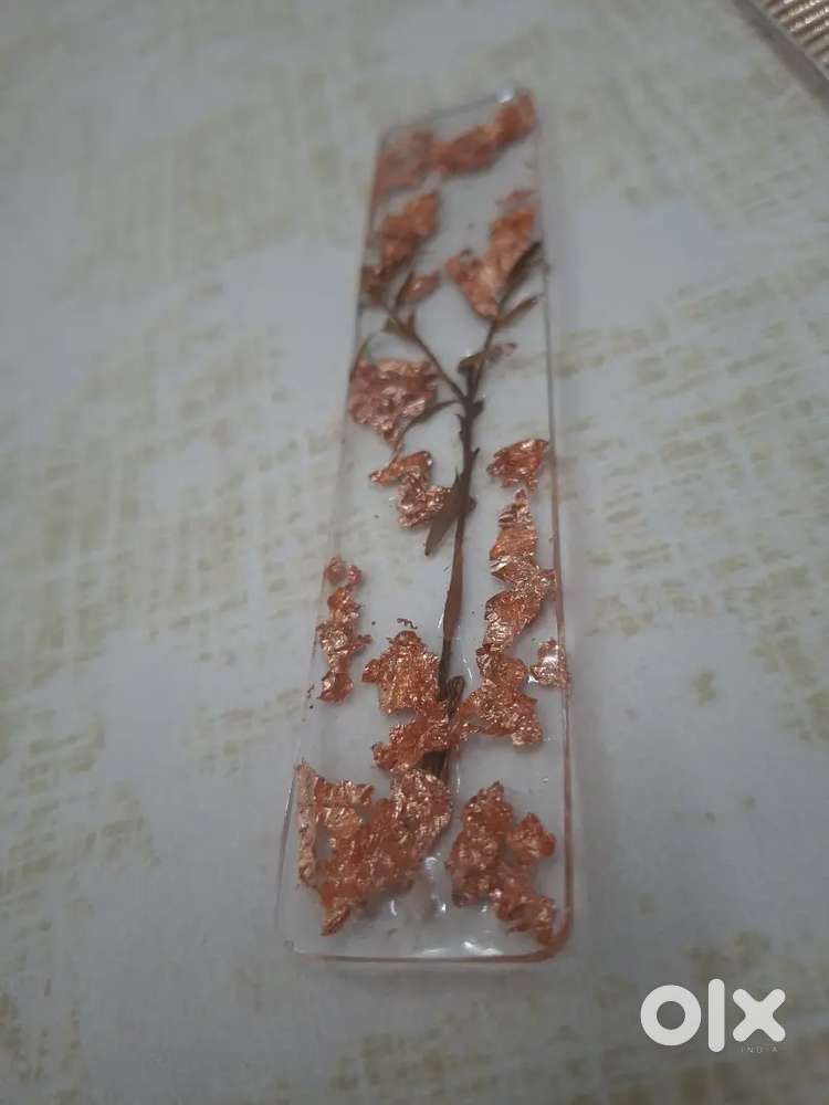 A exclusive bookmark