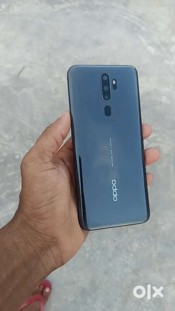 Mobile is the best condition brand oppo A5 2020