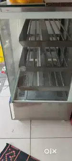 Display heater
