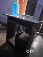 Computer table
