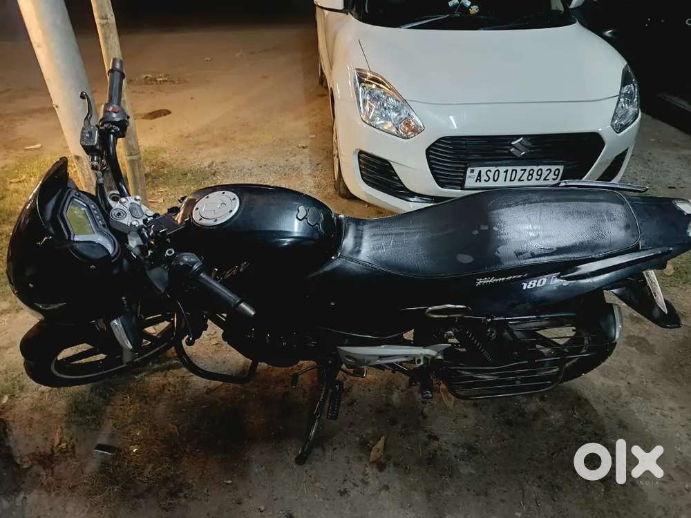 Bajaj pulser